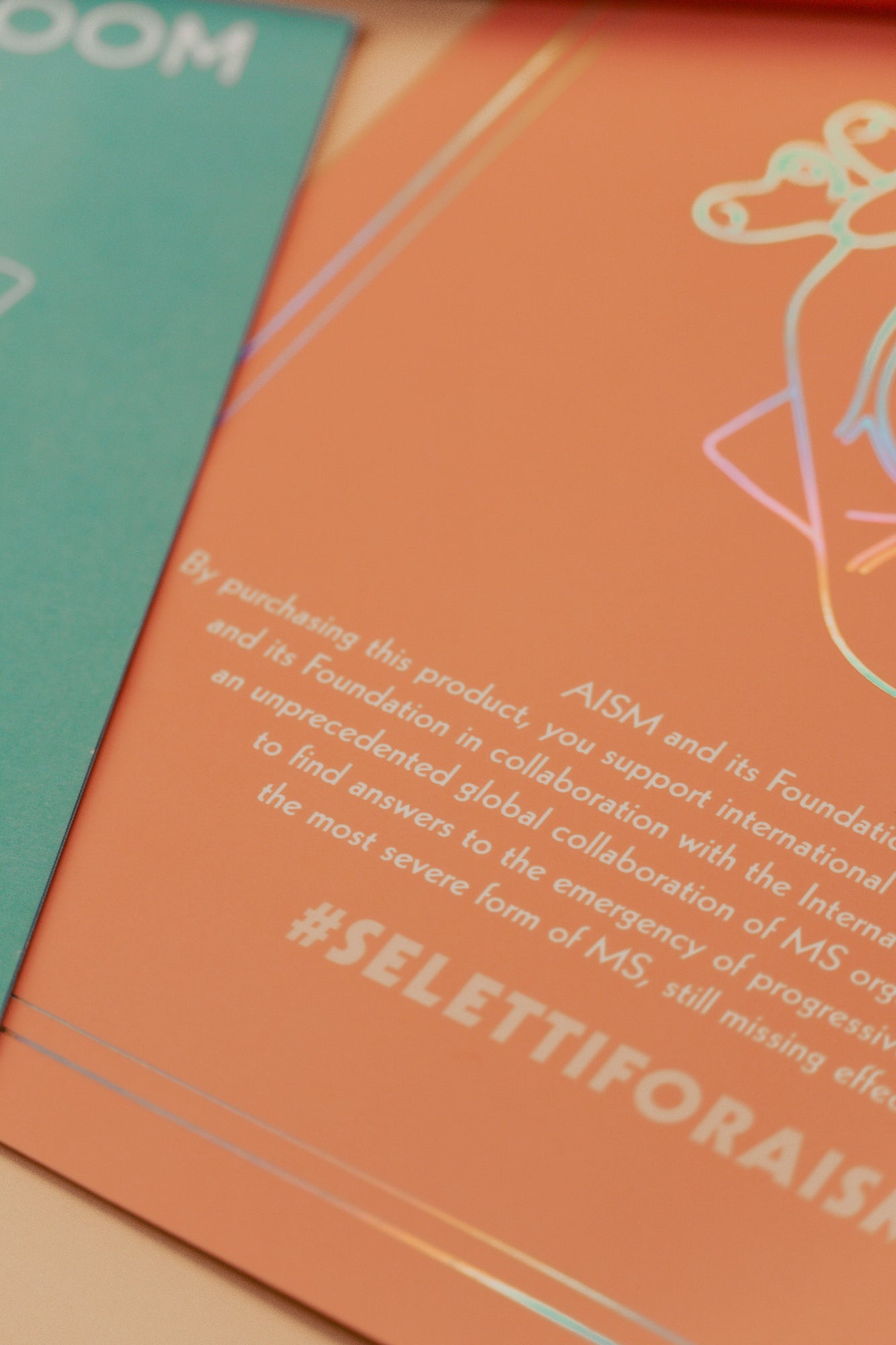 Love in Bloom Heart Vase Color