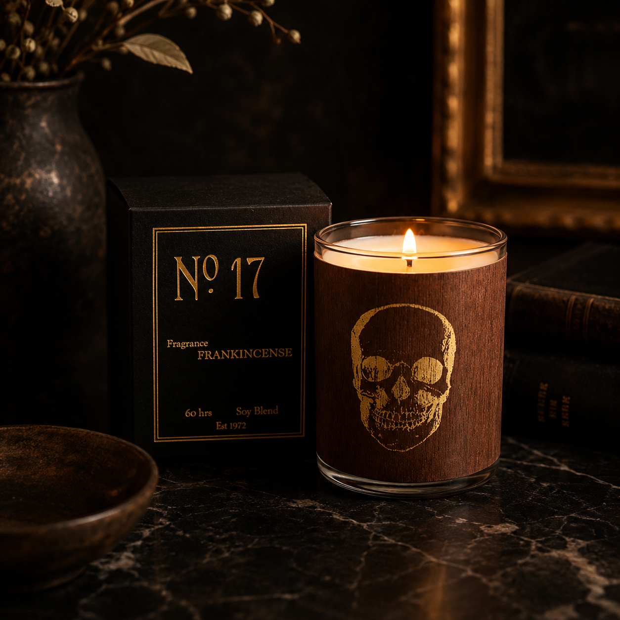 No. 17 Gold Skull Frankincense Wood Candle