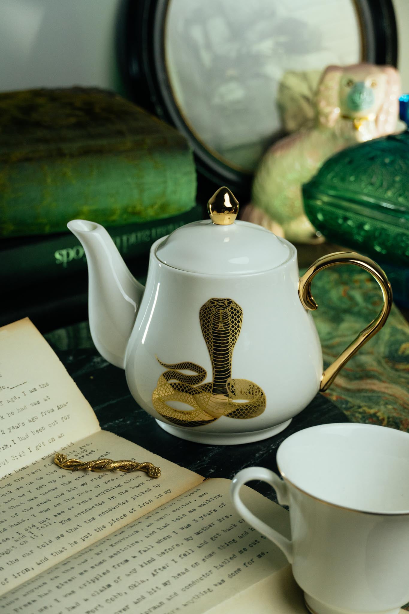 Cobra Tea Pot