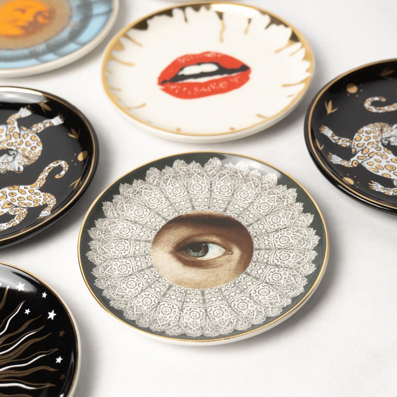 4" Round Trinket Dish - Secret Lover - Male