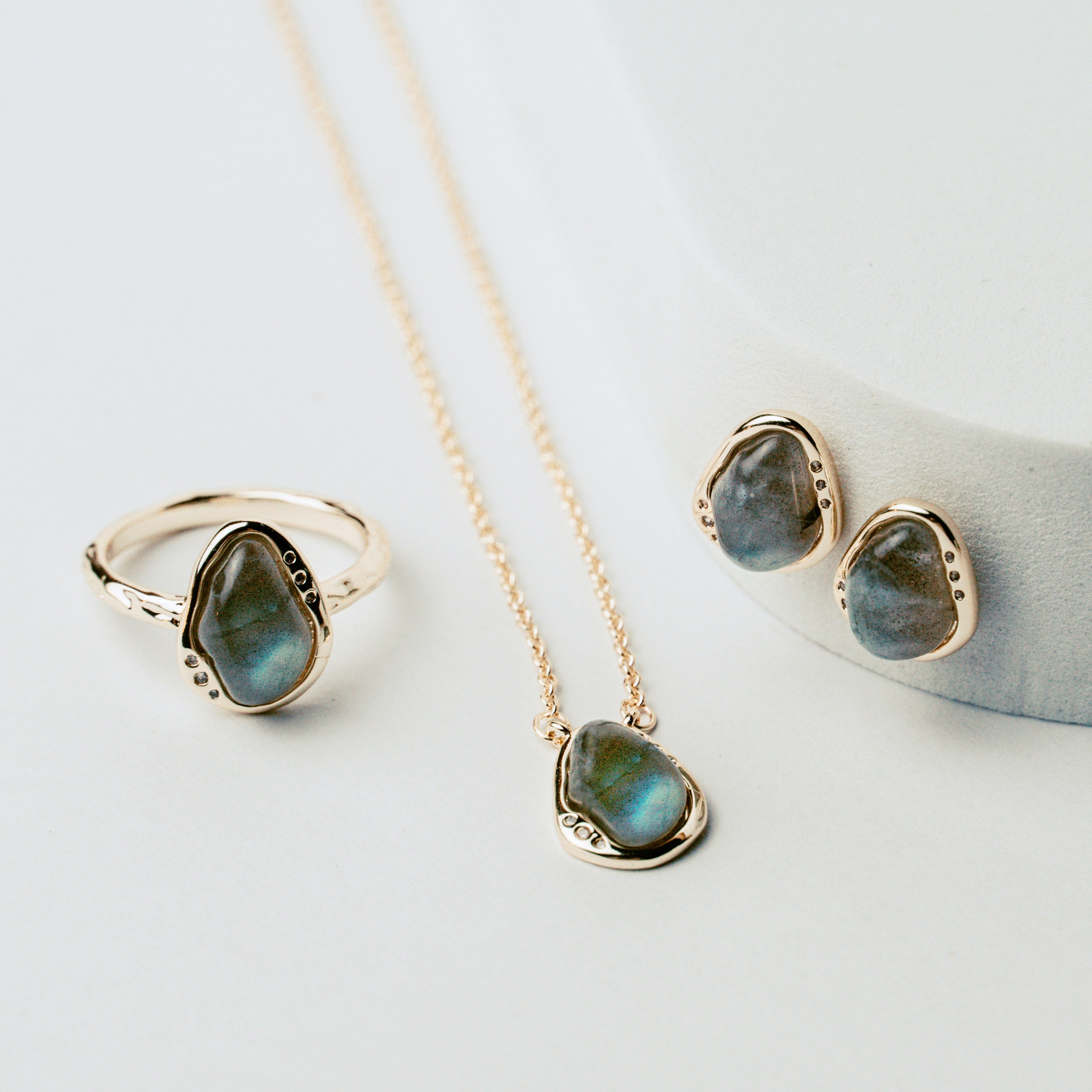 Labradorite Edge Ring
