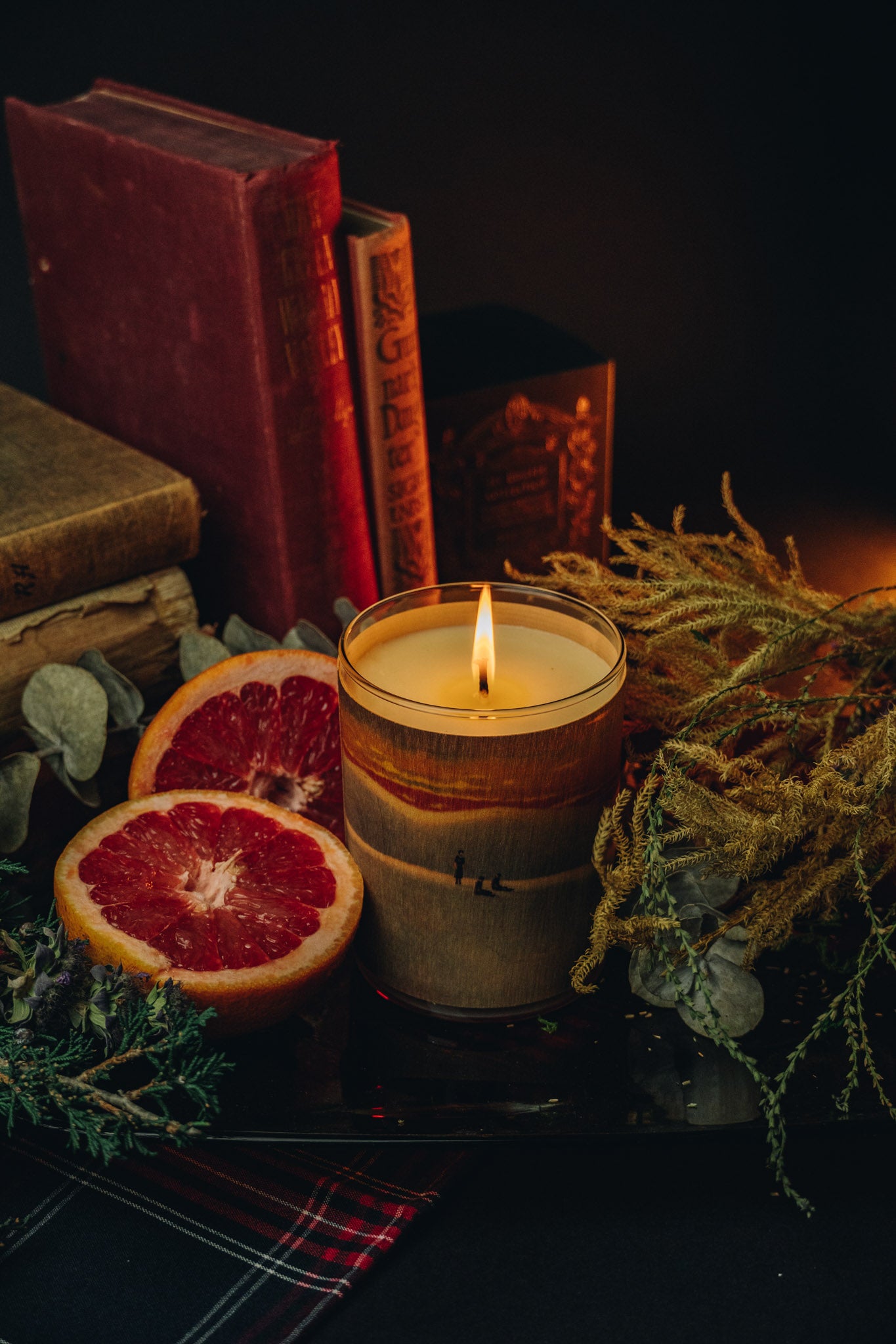 Wood Candle - No. 12 Grapefruit