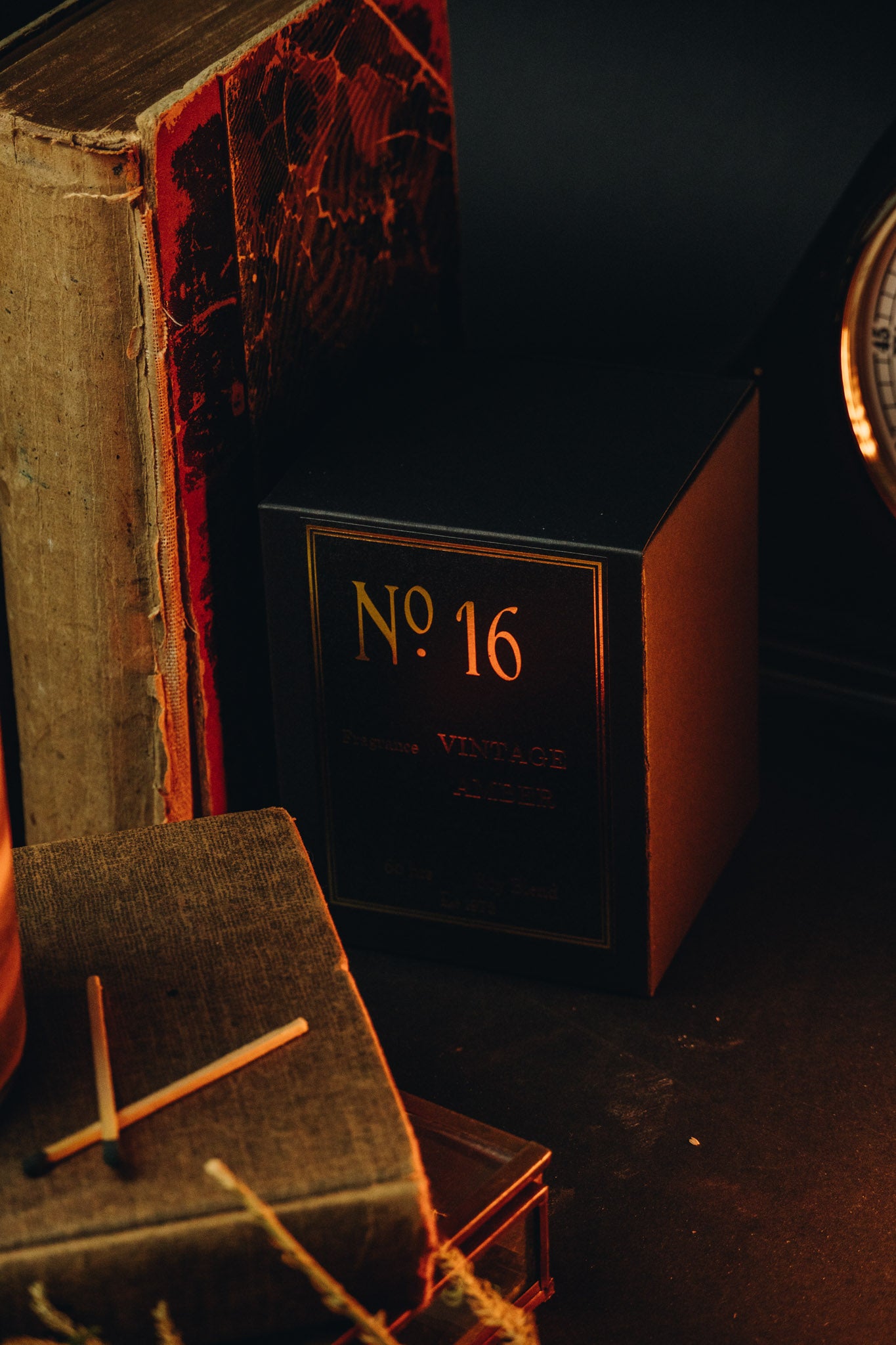 Wood Candle No. 16 Vintage Amber