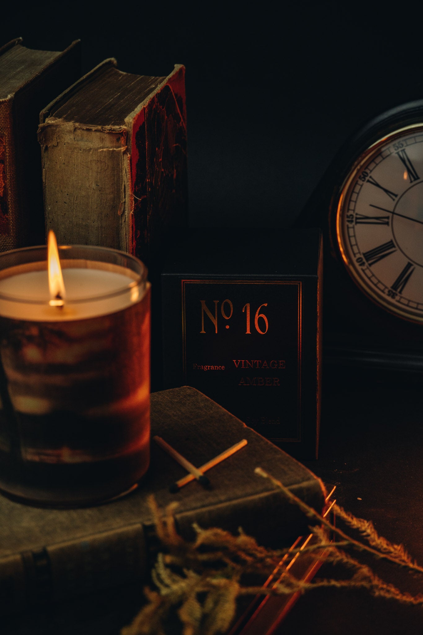 Wood Candle No. 16 Vintage Amber