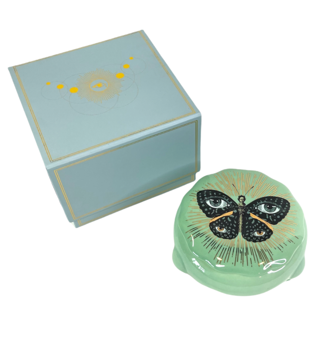 Madame Butterfly Round Box