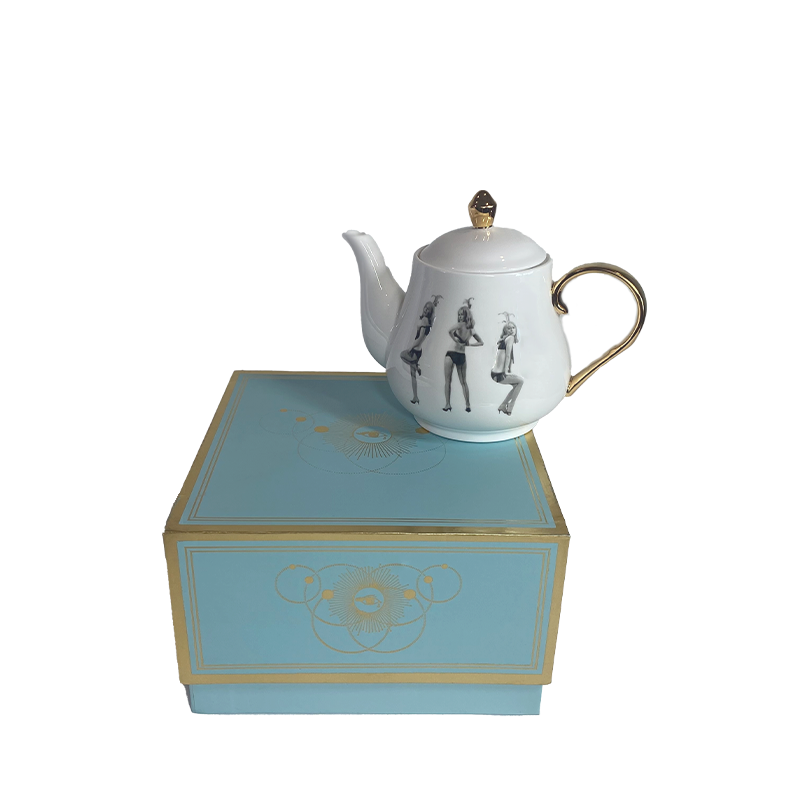 Tea Pot - Cheeky Lady