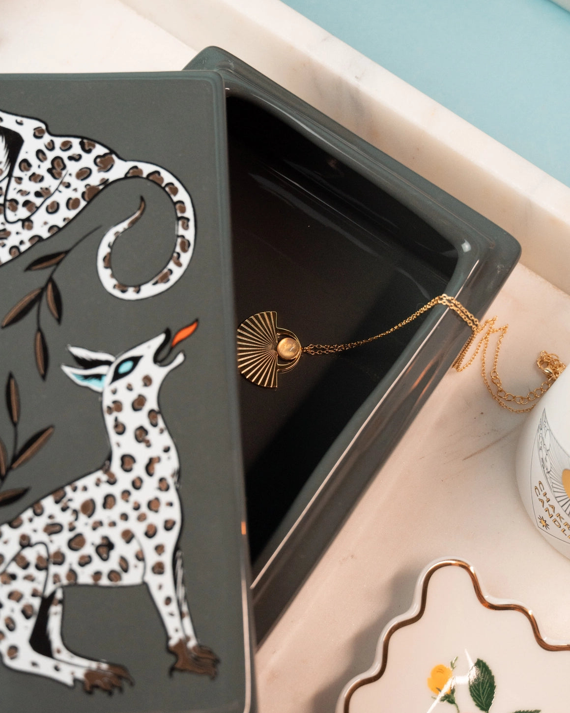 Twin Hunters Ceramic Box