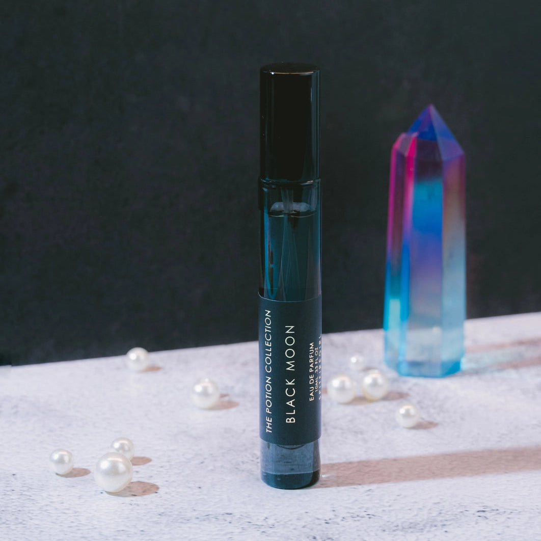 Black Moon Eau de Parfum Travel Spray
