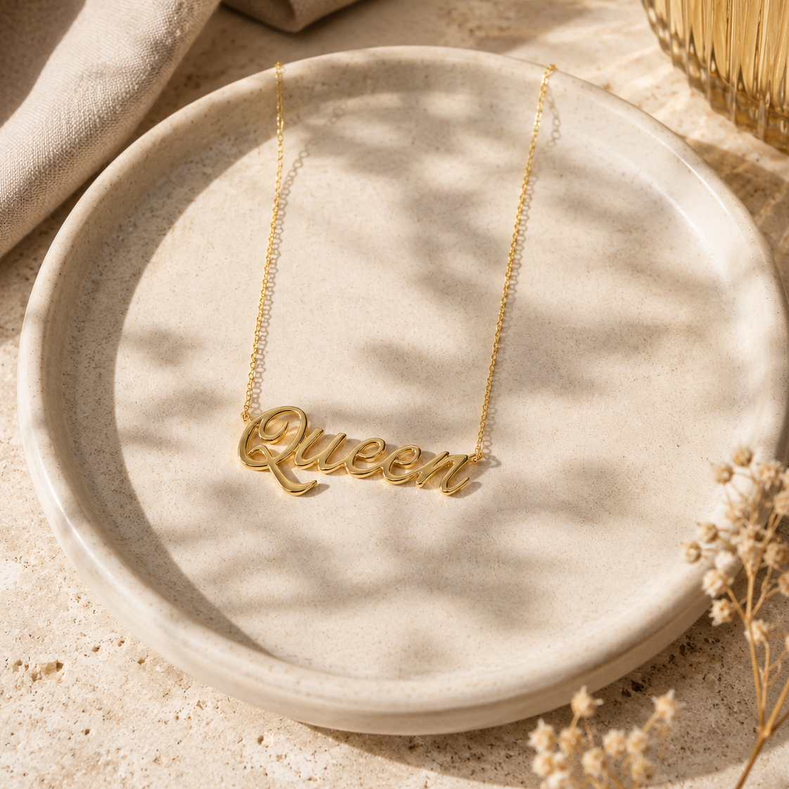 Queen Script Nameplate Gold Necklace