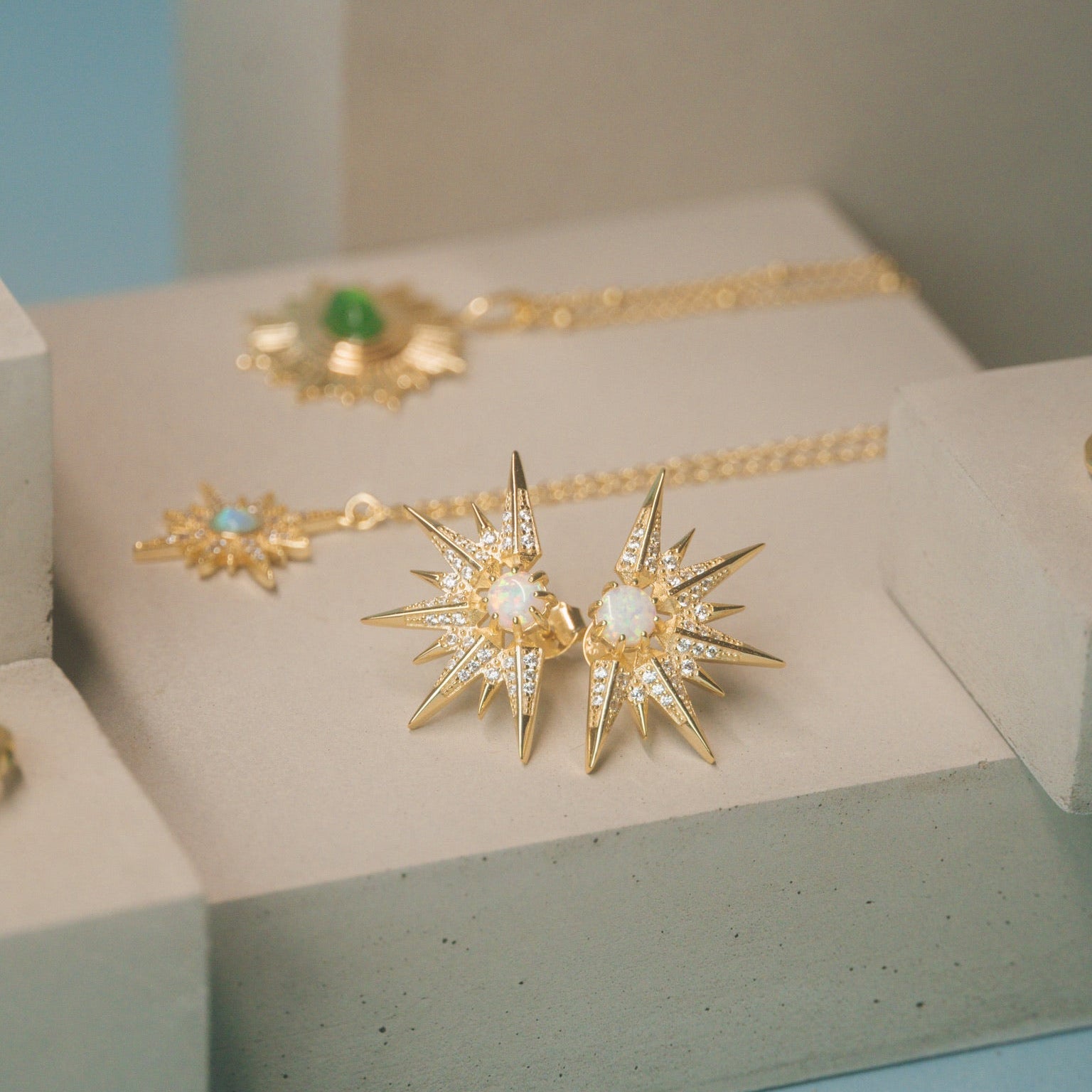 Aurelian Crest Earrings