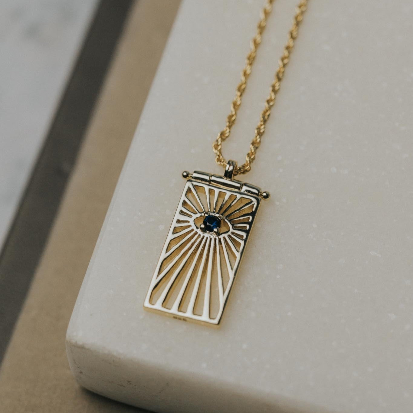 Starmaker Sapphire Rectangle Eye Necklace