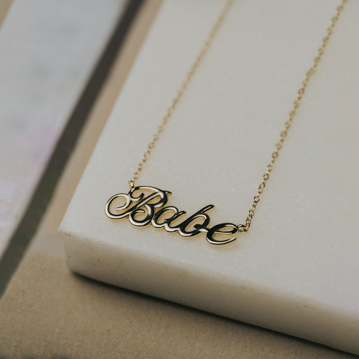 Babe Necklace