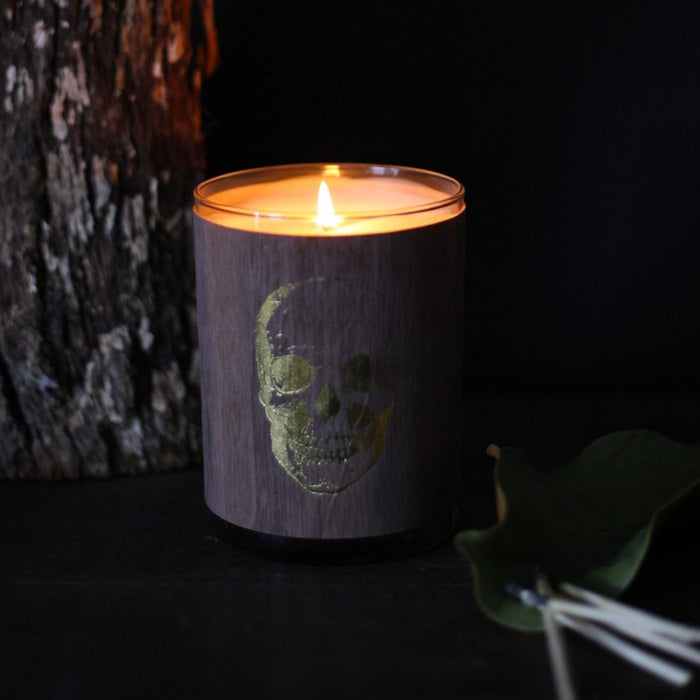 Wood Candle No. 17 Gold Skull Frankincense