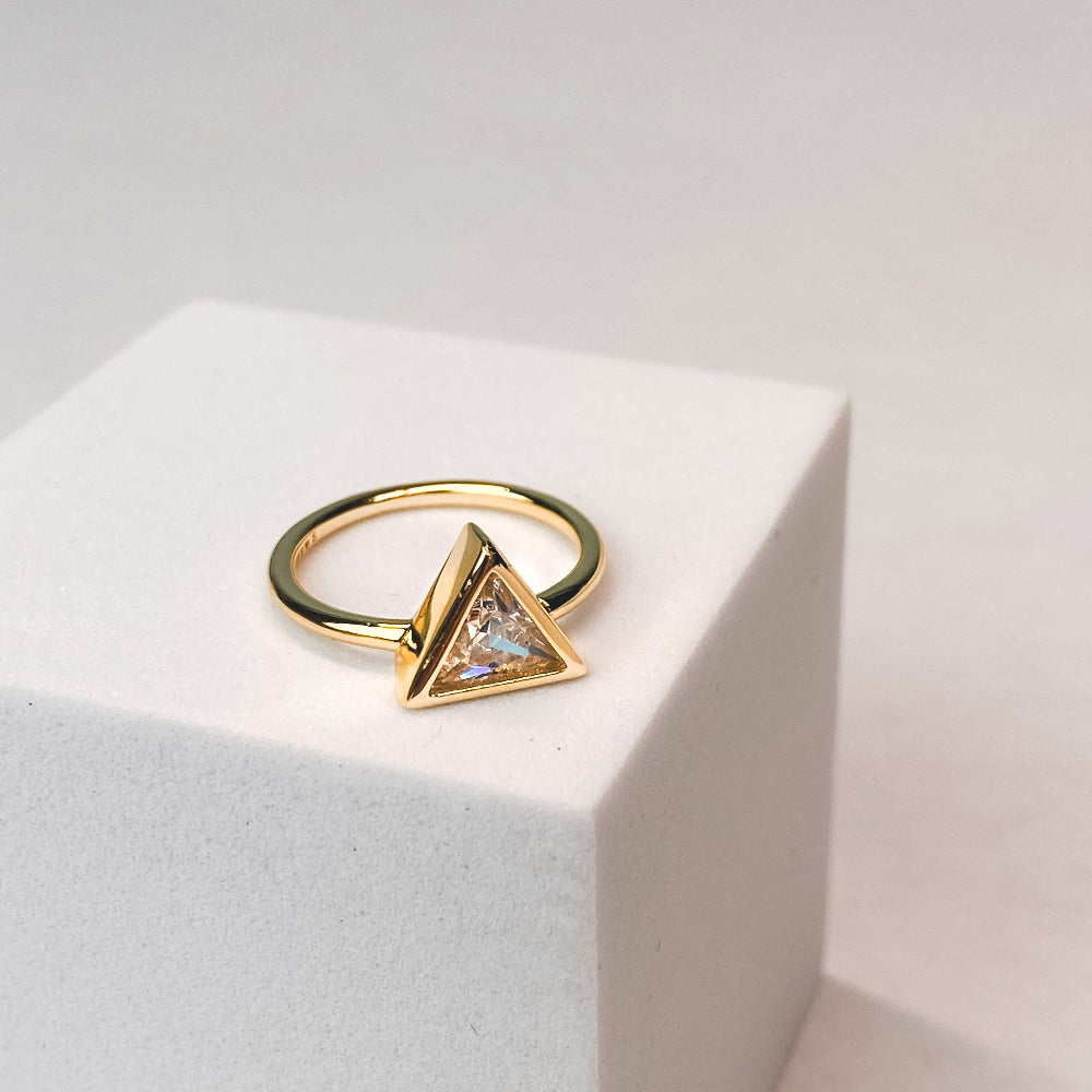 Vertex Solitaire Ring