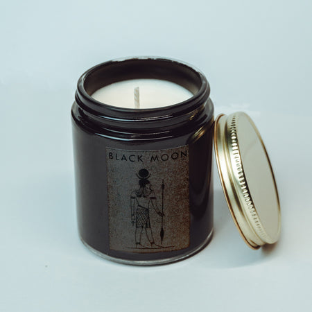Potion Candle Black Moo