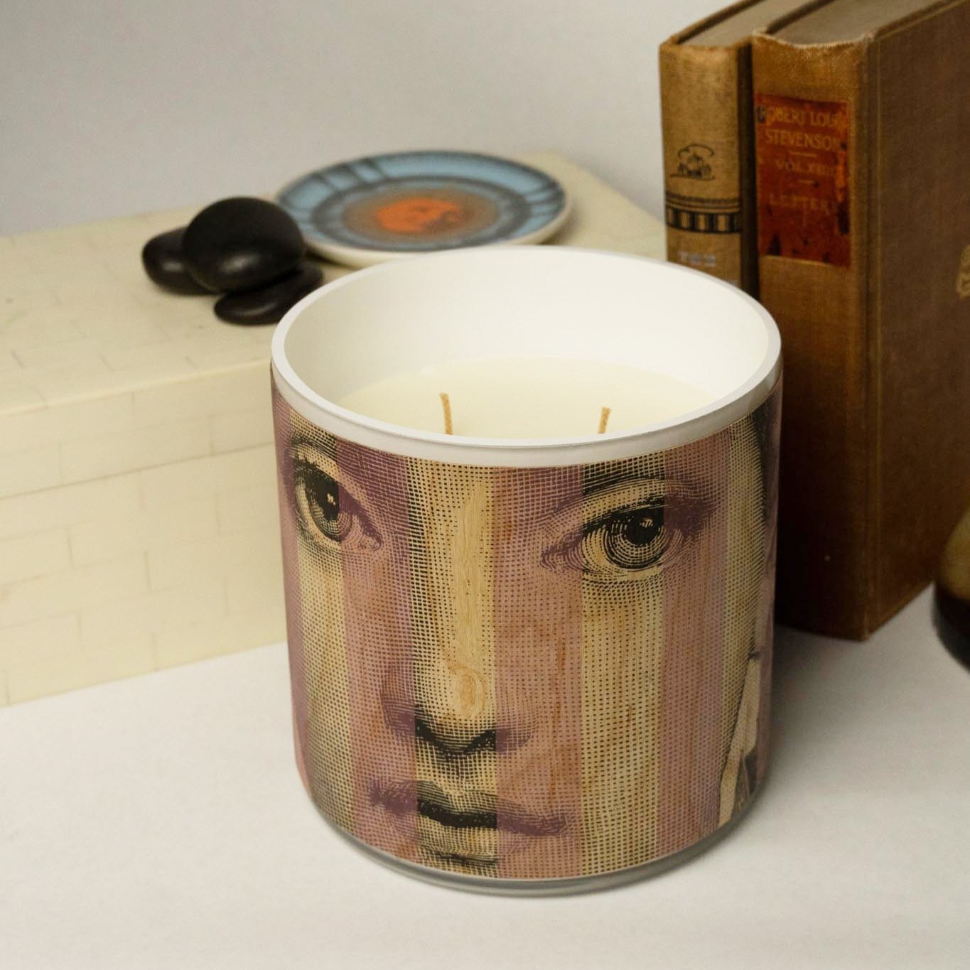 Eternal Gaze Triple Wick Candle