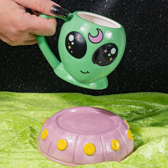 Alien Mug & Plate