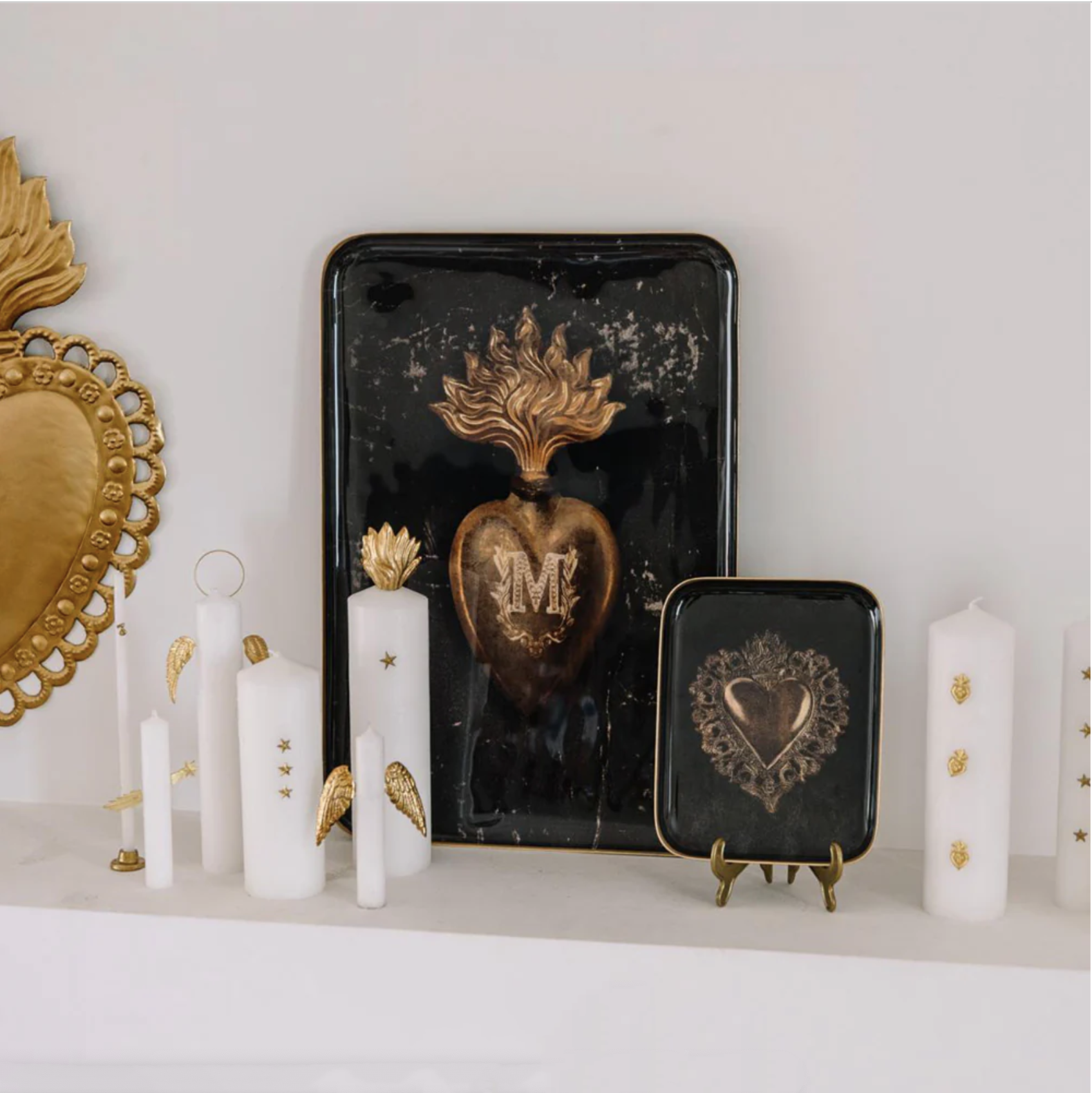 Large Decorative Enameled Aluminum Reception Trays