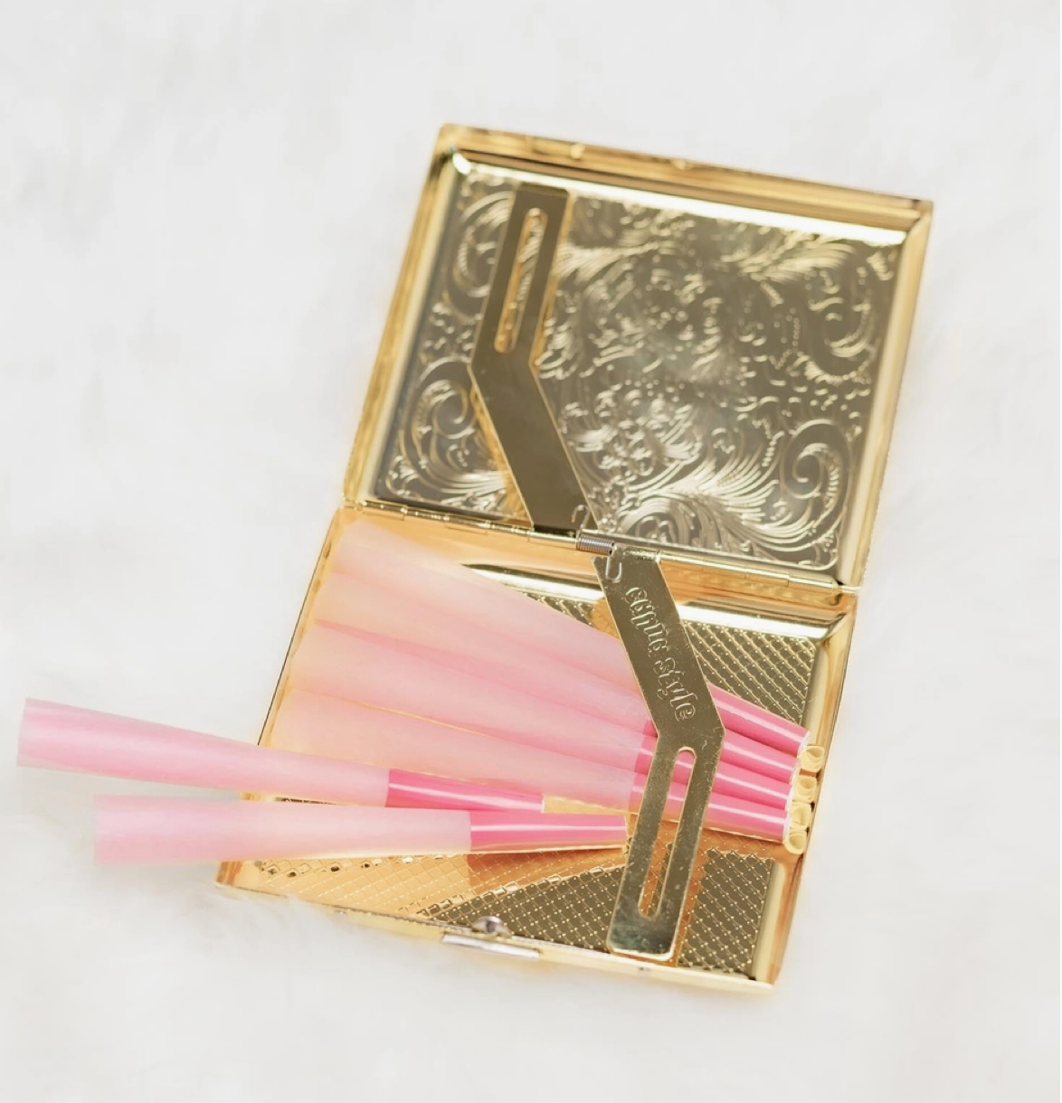 gold joint case